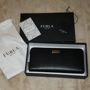 Furla Black Wallet